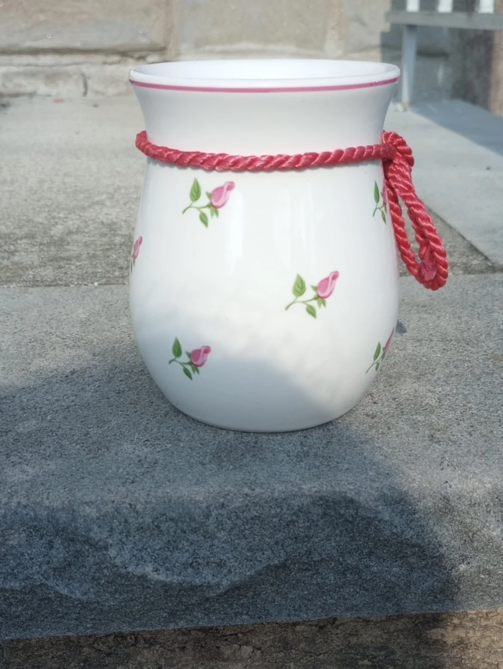 Vintage Teleflora Creamy White Ceramic Vase w/ Pink & Green Rosebud Design